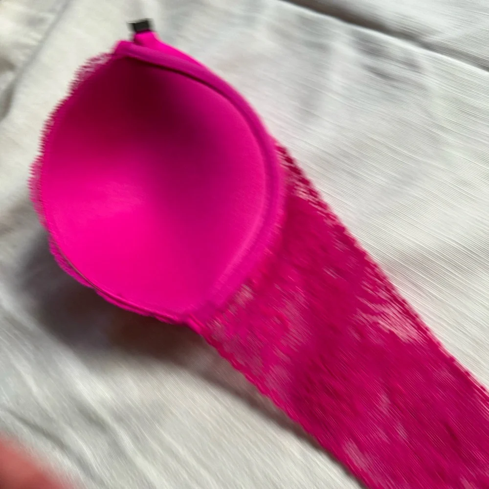 Victoria's Secret Hot Pink Push-up Strapless Bra 36 C 💖 - Picture 8 of 9